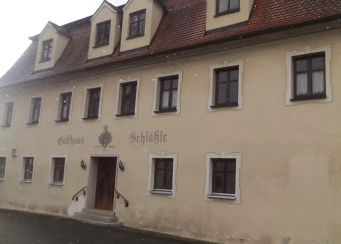 Residieren In Der Beletage Des Schloessle Funfstetten
