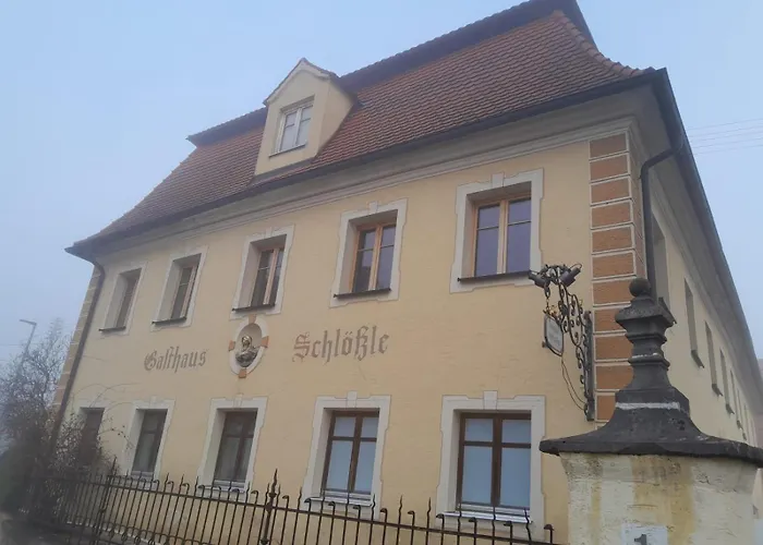 Residieren In Der Beletage Des Schloessle Apartamento Funfstetten